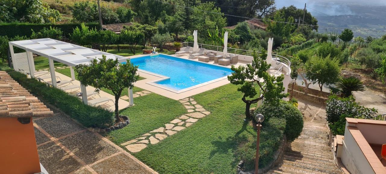 Villa Zufro Вибо-Валентия Экстерьер фото