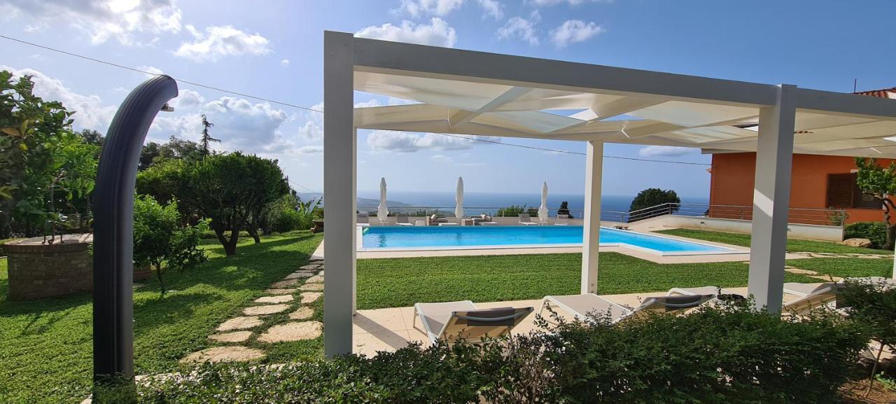 Villa Zufro Вибо-Валентия Экстерьер фото